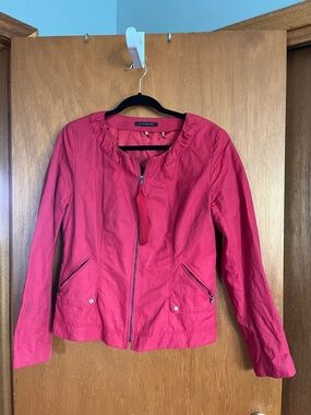 Elie Tahari Red Zip-Front Lightweight Jacket